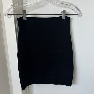 BCBG MAXAZRIA Black Mini Skirt (XS)